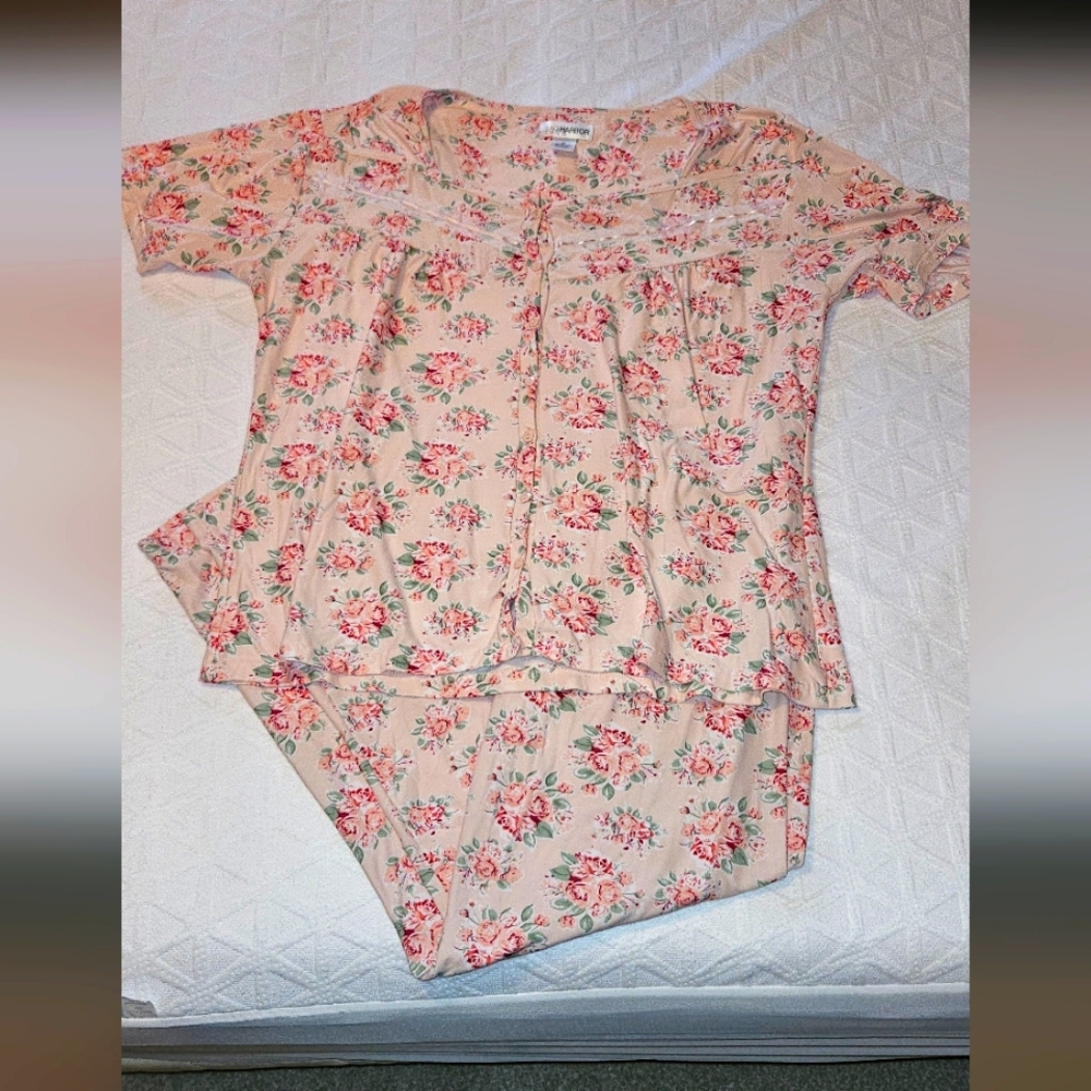 Sag Harbor Floral Bouquet Pajama Set